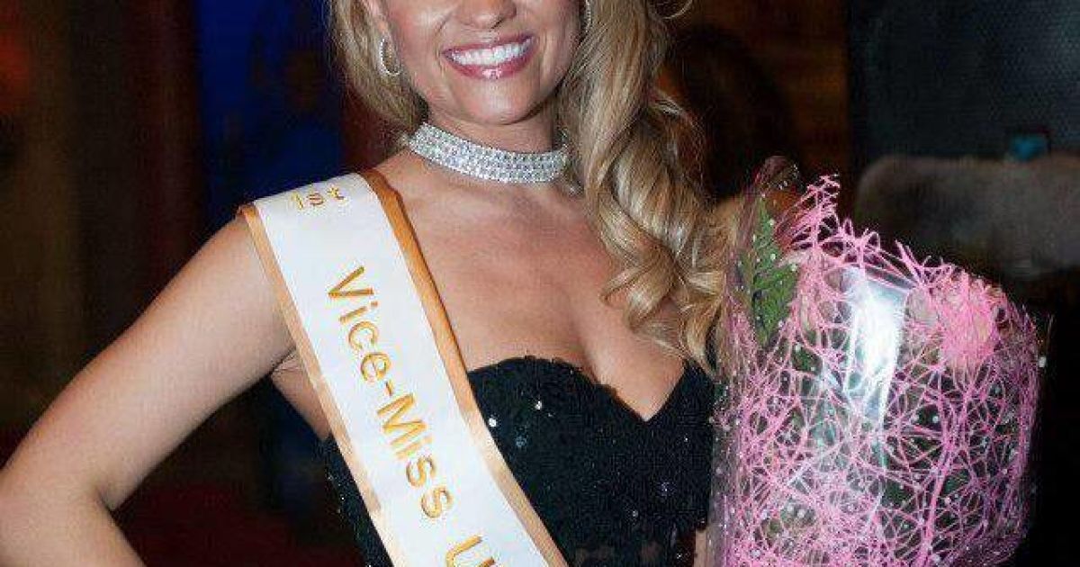 Юлия Костюк продает платье, чтобы купить бронежилет.