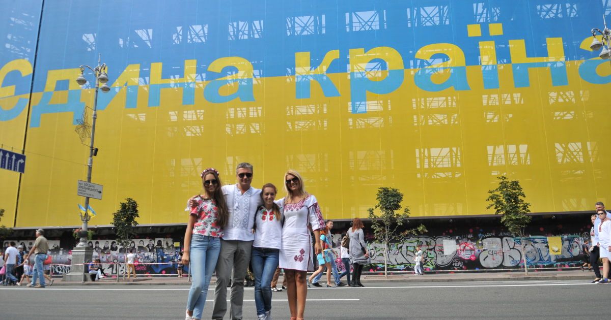 Большинство украинцев в этом году надеются только на себя