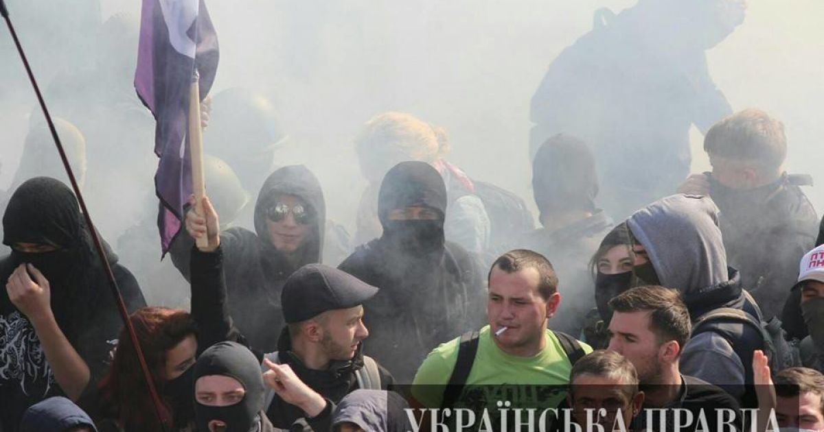 Активісти намагалися захопити будівлю Верховної Ради / © Українська правда