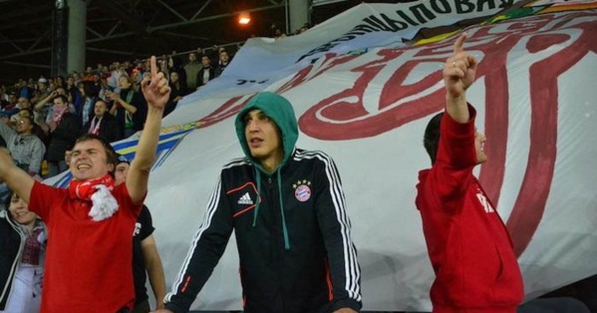 Белорусские фанаты показали, какими должны быть братские отношения стран.