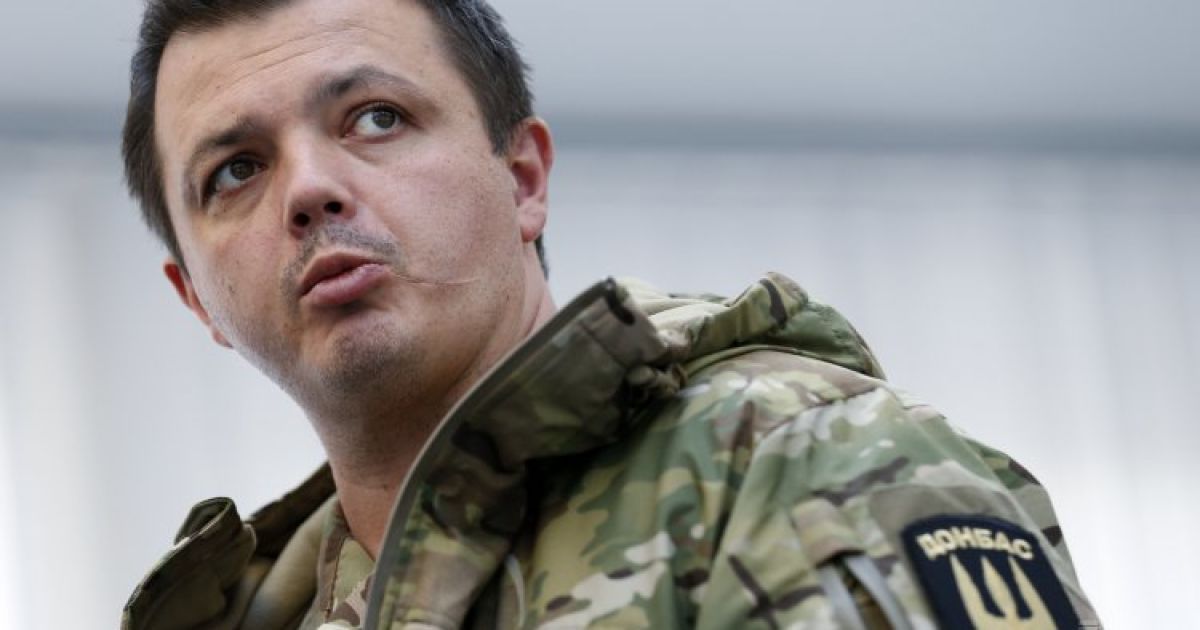 Семенченко требует от боевиков выполнить свое общение по пленным.