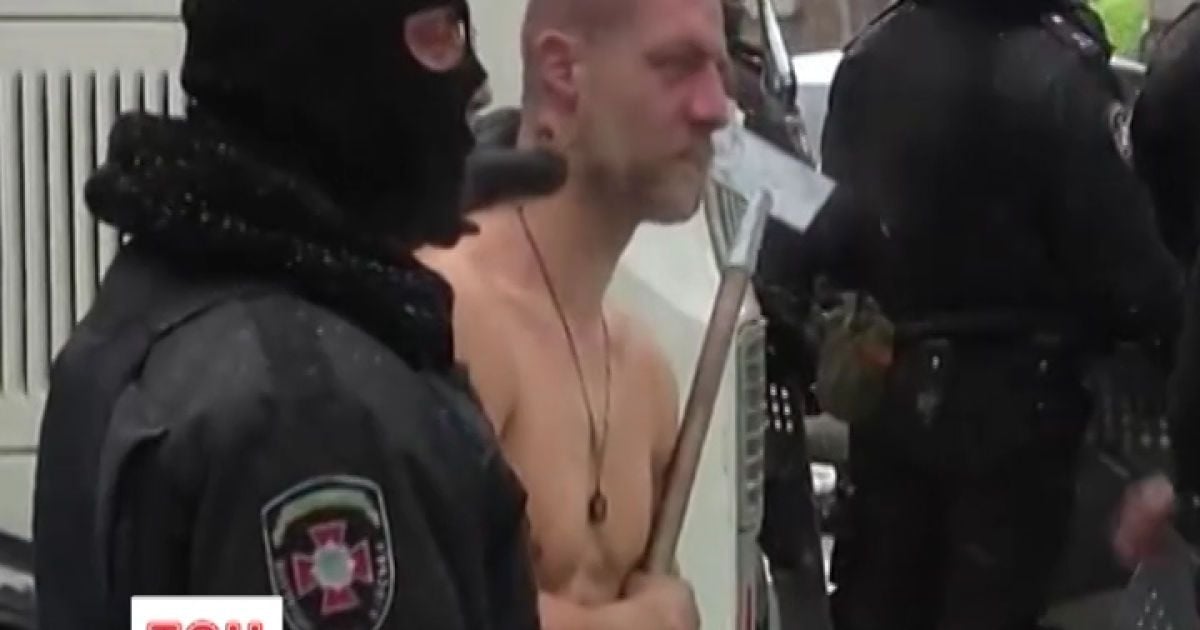 Гаврилюк віз харчі для бійців