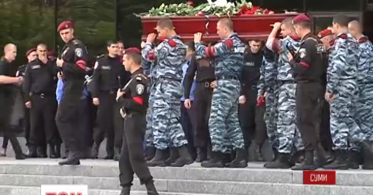 Сумський міліціонер урятував  30 колег на Донбасі