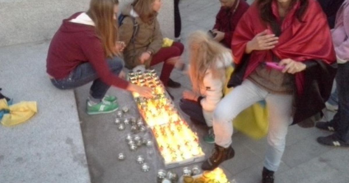 В Харькове вспоминают украинских героев.