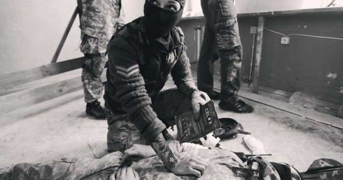 Бойцы учились спасать жизни