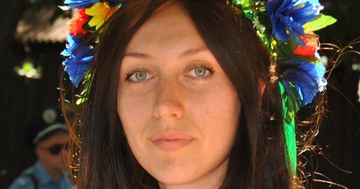 Провокаторы-разведчики собирают информацию по домам