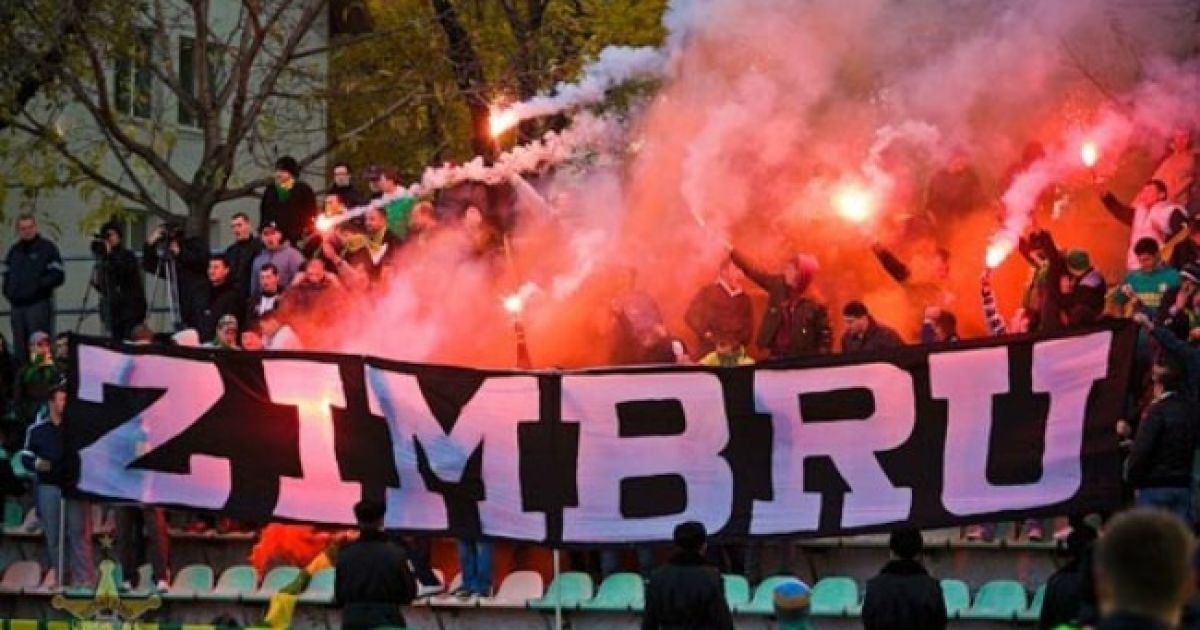 Фанаты "Зимбру" спели о Путине