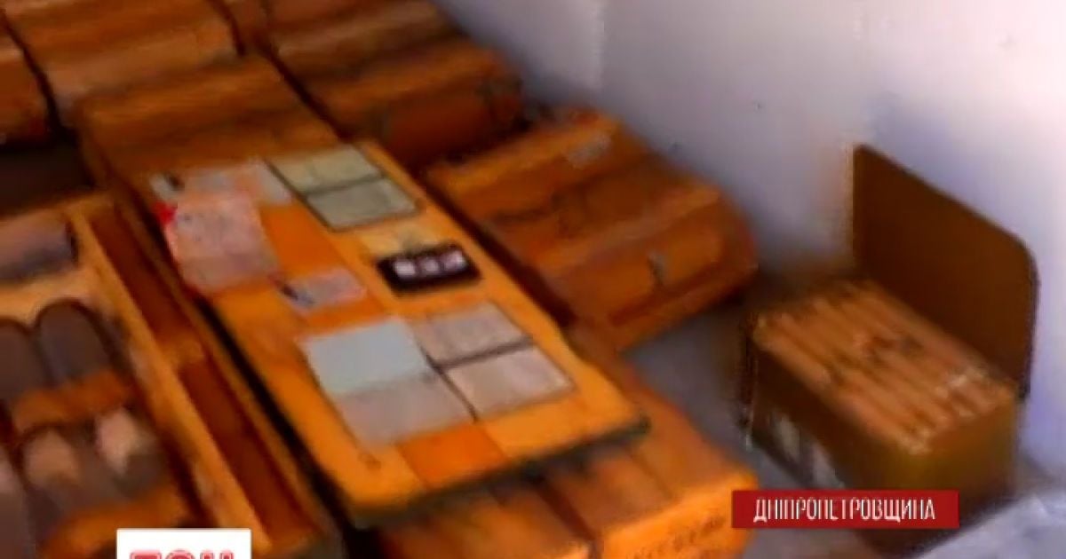Работники СБУ нашли "бесхозный" арсенал оружия