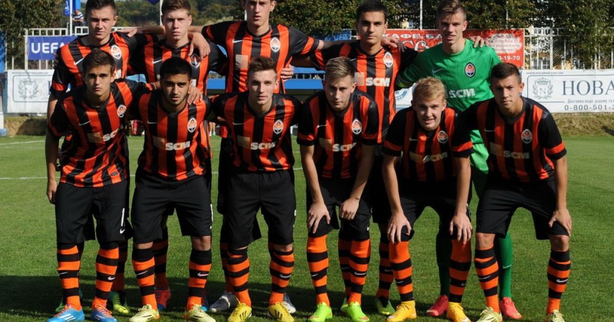 Молоді "гірники" програли свій перший матч