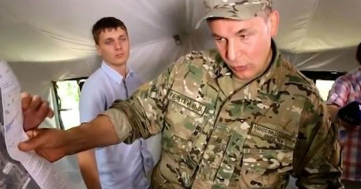 Экс-глава Минобороны рассказал о выводе российских военных из Донбасса