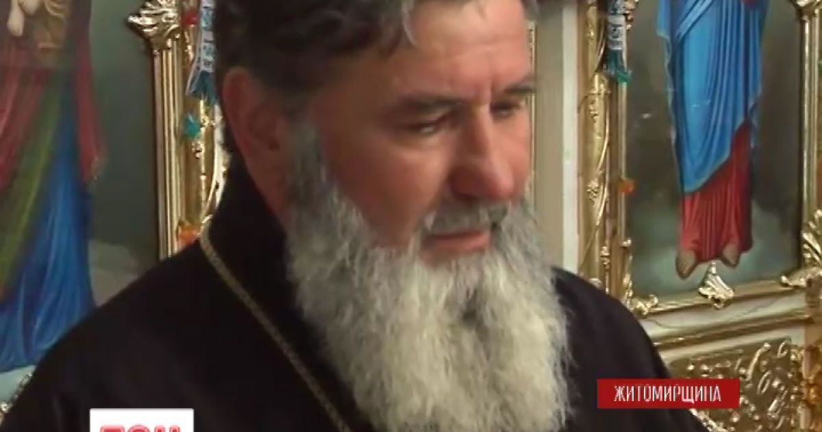 Священник убеждает, что ему угрожали