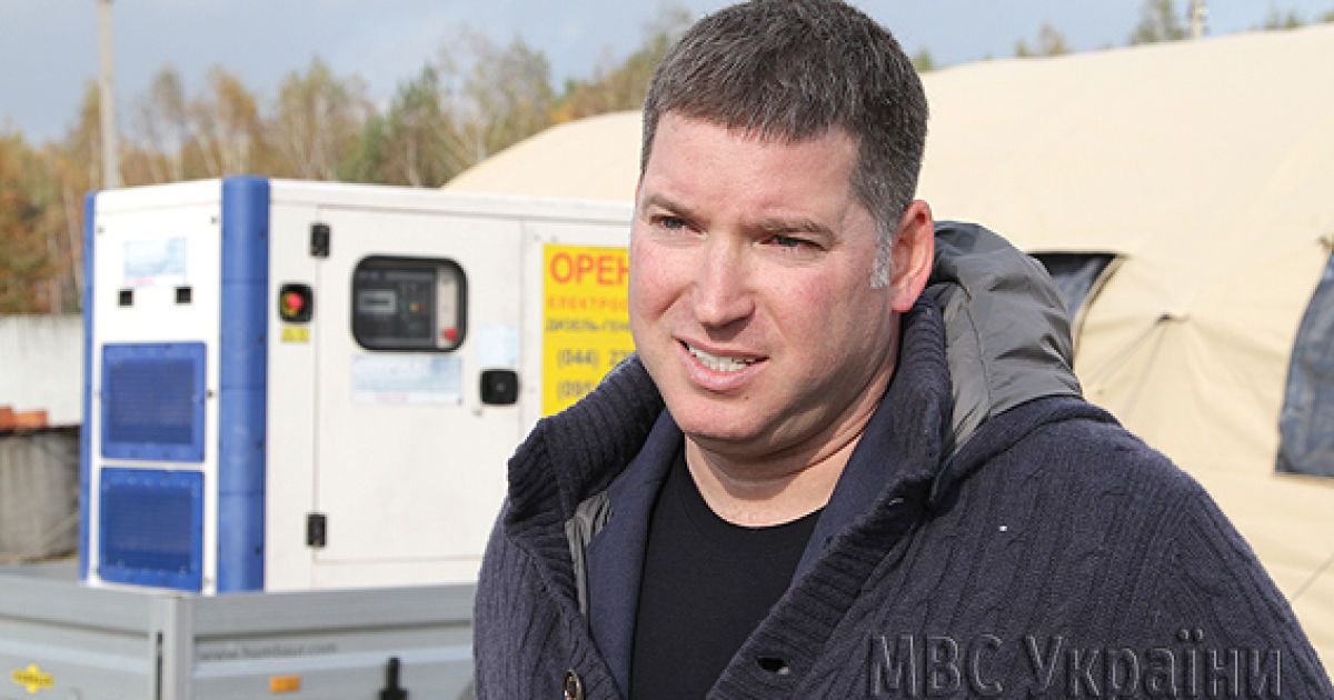 Намет може перетворитися на казарму, мобільний госпіталь з операційними, командно-штабне приміщення, навчальний клас тощо. / © mvs.gov.ua