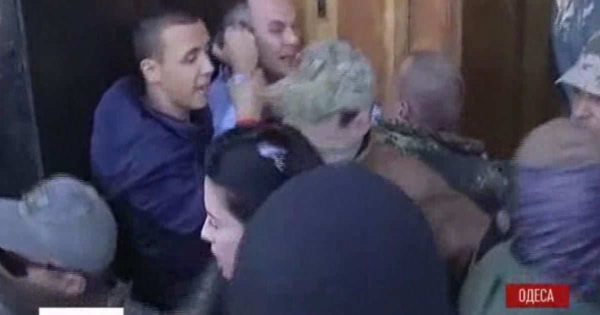 Активисты объяснили избиение Шуфрича агрессивной охраной нардепа
