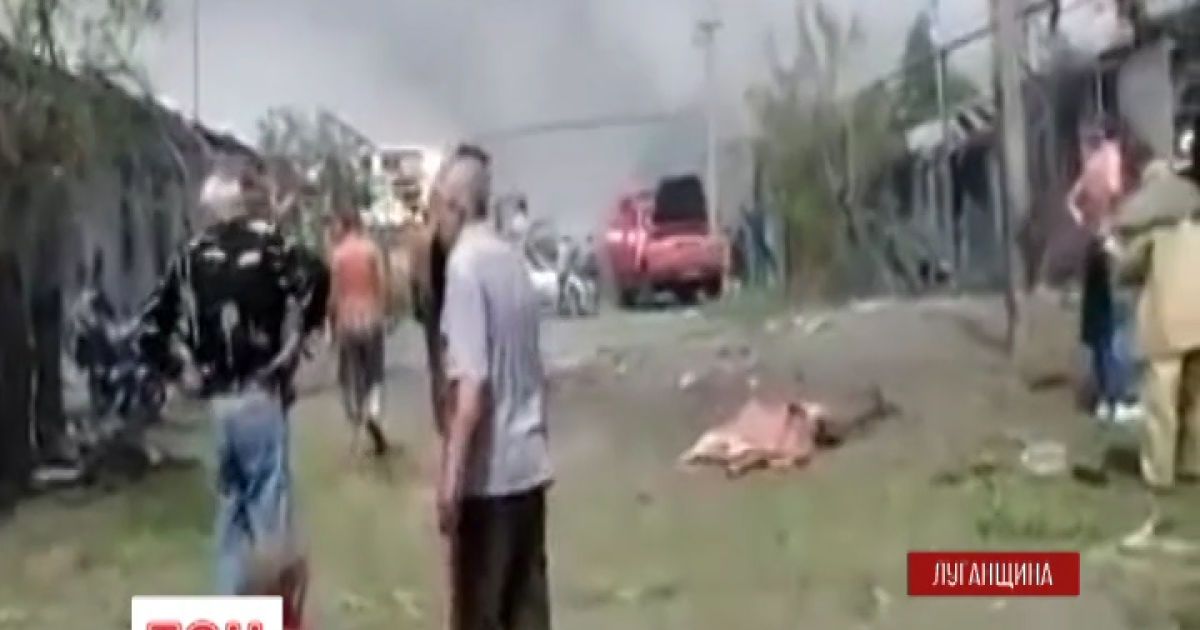 Свидетели обстрела говорят, что главной целью террористов была противовоздушная военная часть