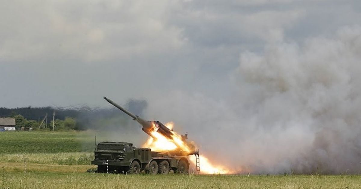 Боевики начали обстреливать украинских силовиков из установок "Ураган"