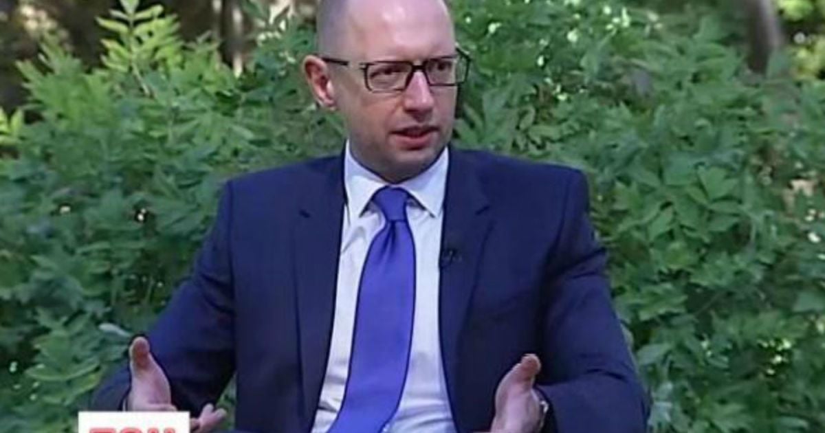 Яценюк жалуется, что в Минобороны "тормозят" использование средств на нужды АТО