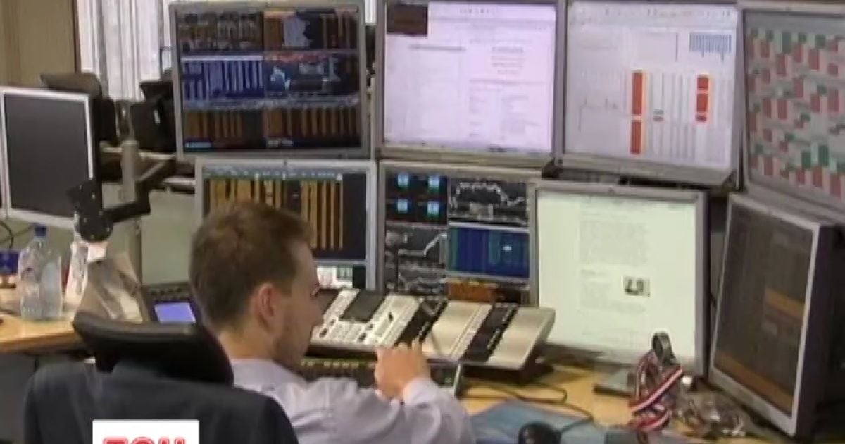 На торгах після подорожчання нафта знову почала дешевшати. Ілюстрація