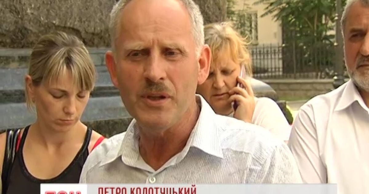 Батьки українських солдатів пікетували Банкову і просили ротацію