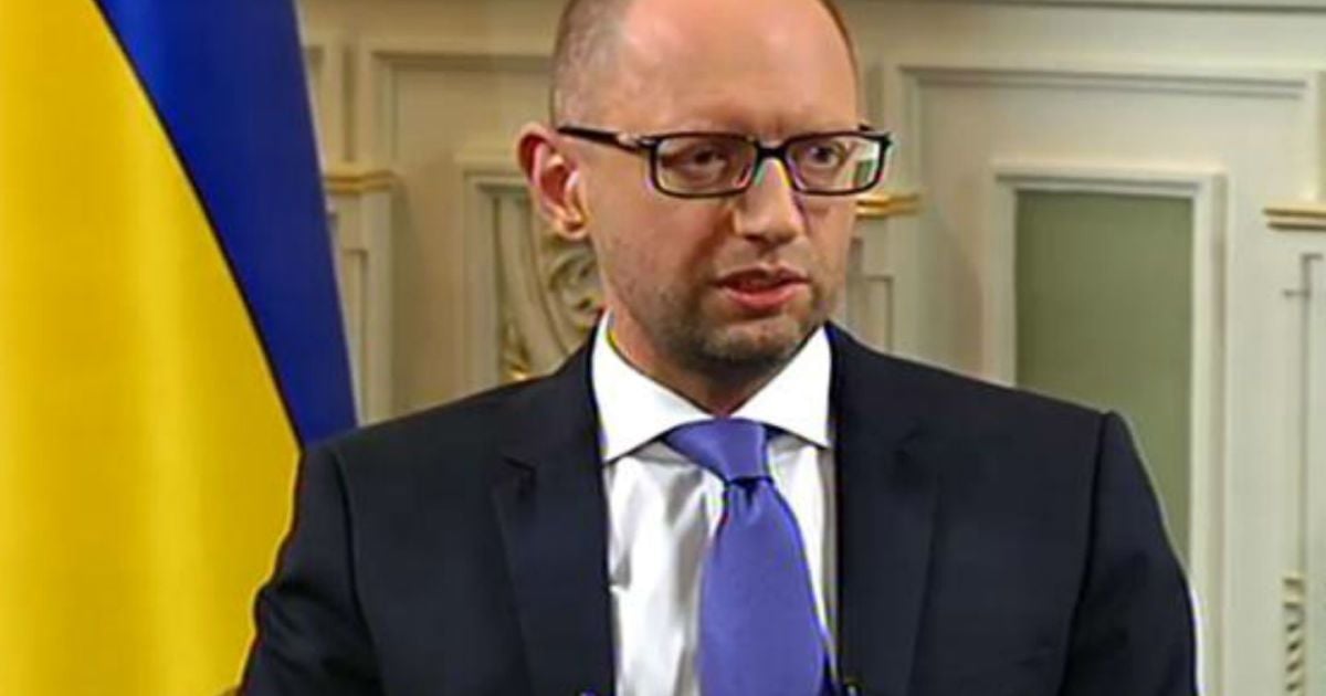 Яценюк отчитал чиновников