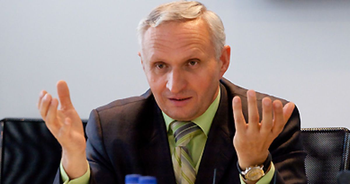 Іван Томич погрожує владі "хлібним майданом"