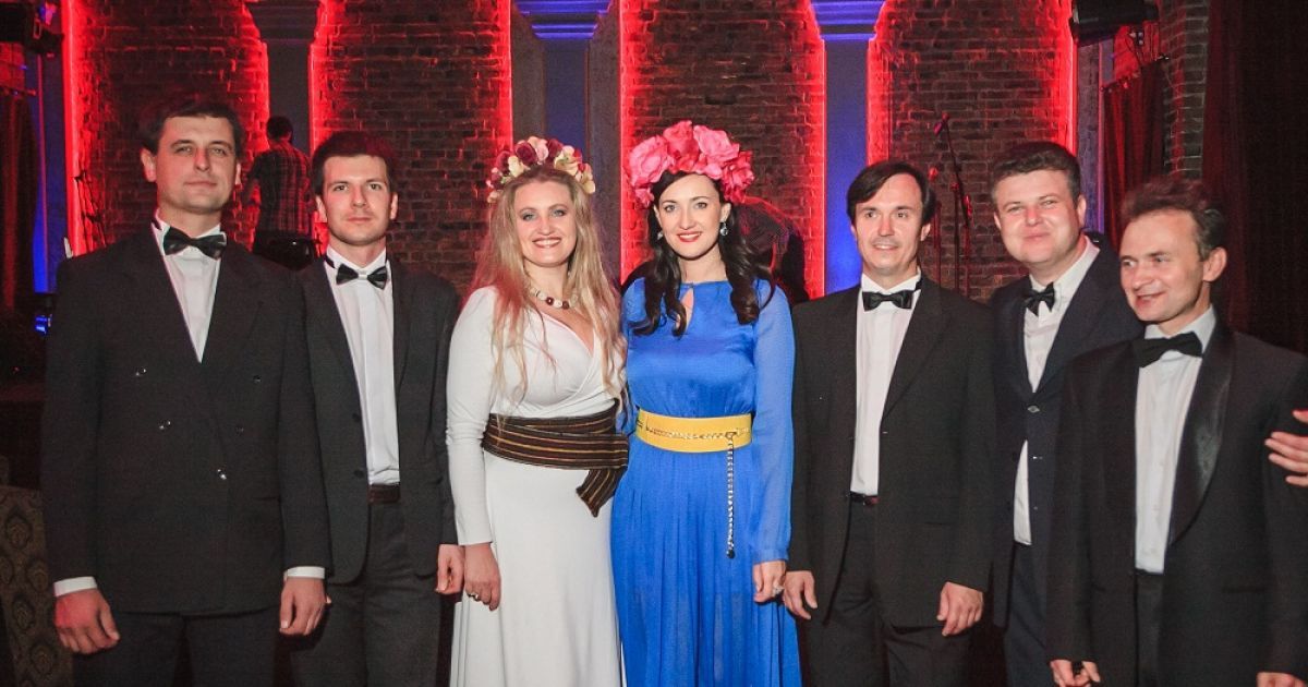Вітвіцька провела концерт "Українських барв"