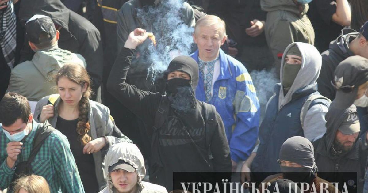 Активісти намагалися захопити будівлю Верховної Ради / © Українська правда