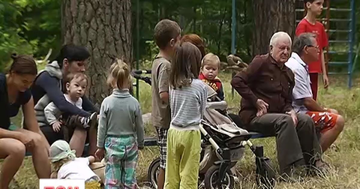 Діти з Донбасу згадують про війну.