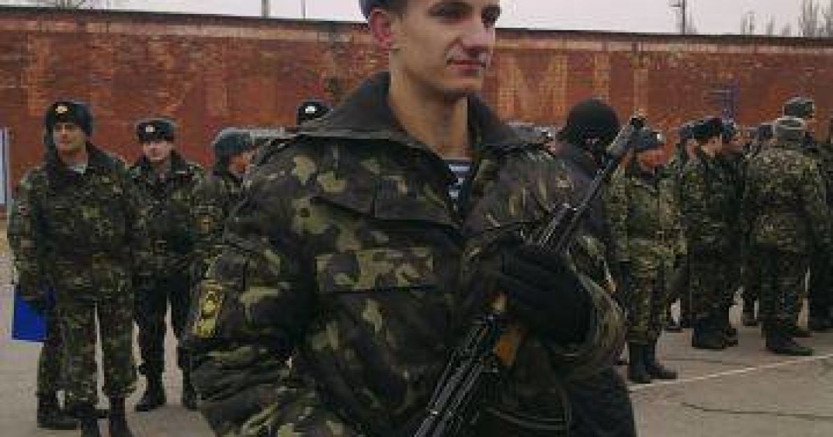 Пораненому бійцю Василю Петринку потрібна допомога!