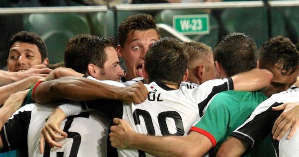 Радость футболистов "Легии"