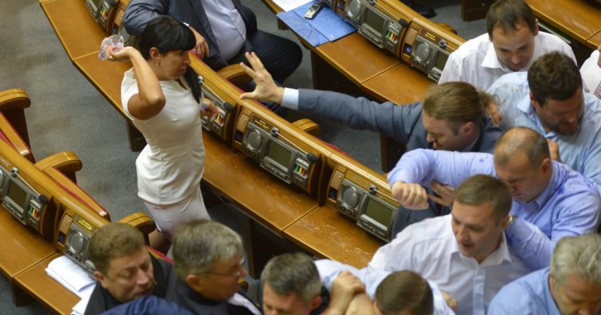 В Раде подрались из-за Симоненко / © УНІАН