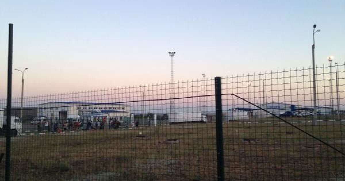 &laquo;Гуманитарный конвой&raquo; пересекает границу