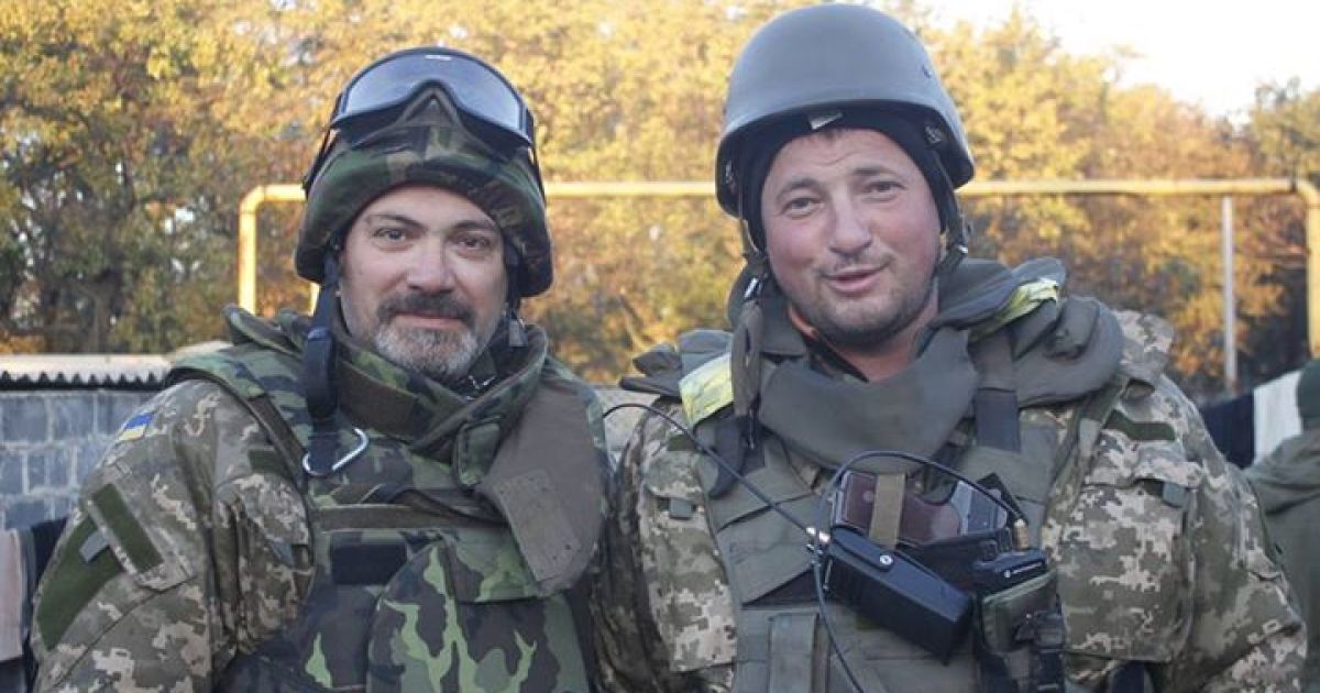 В свободное от боев время "киборги" отдыхают под Донецким аэропортом / © facebook.com/backandalive