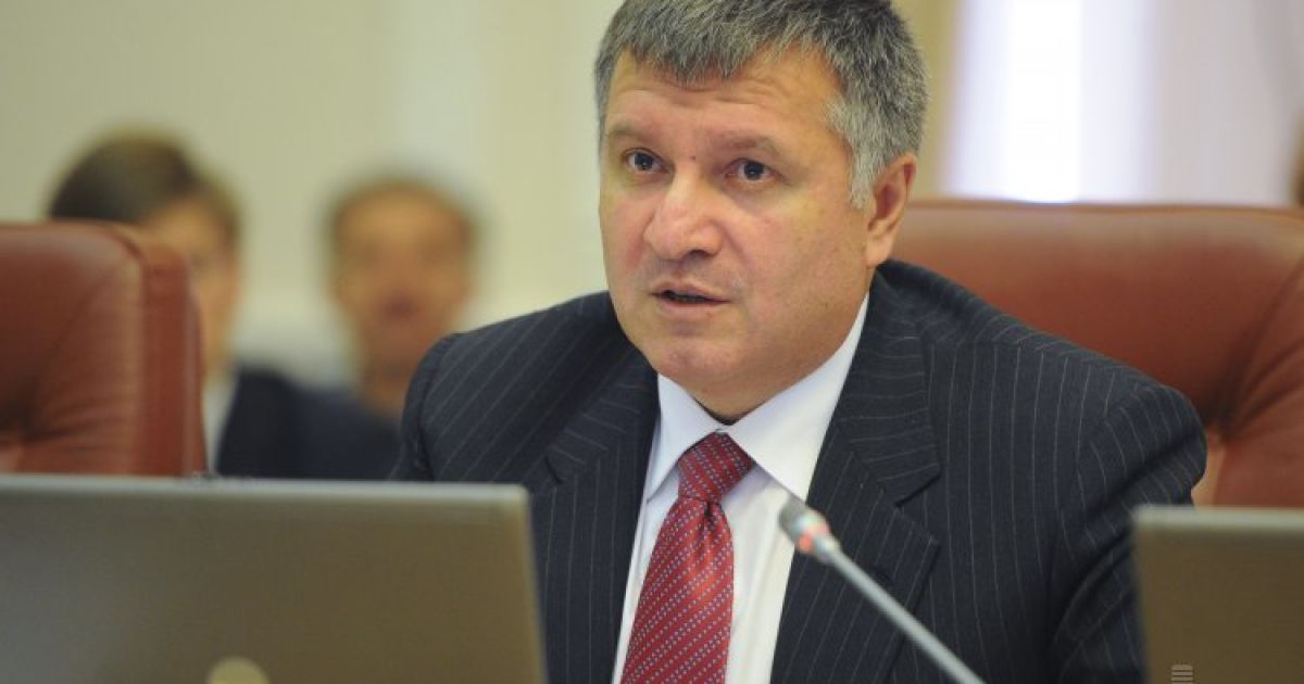 Арсен Аваков считает, что судьи Печерского суда плюют стране в лицо.