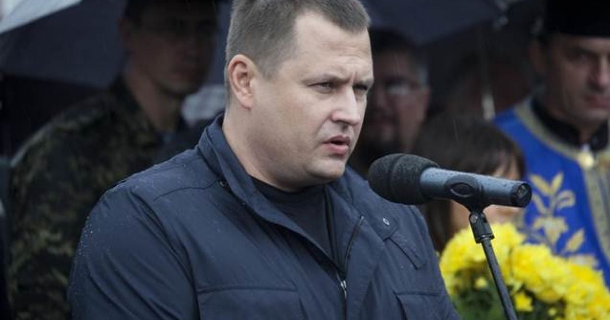Полеглих воїнів проводжали в останню путь  із почестями / © adm.dp.ua