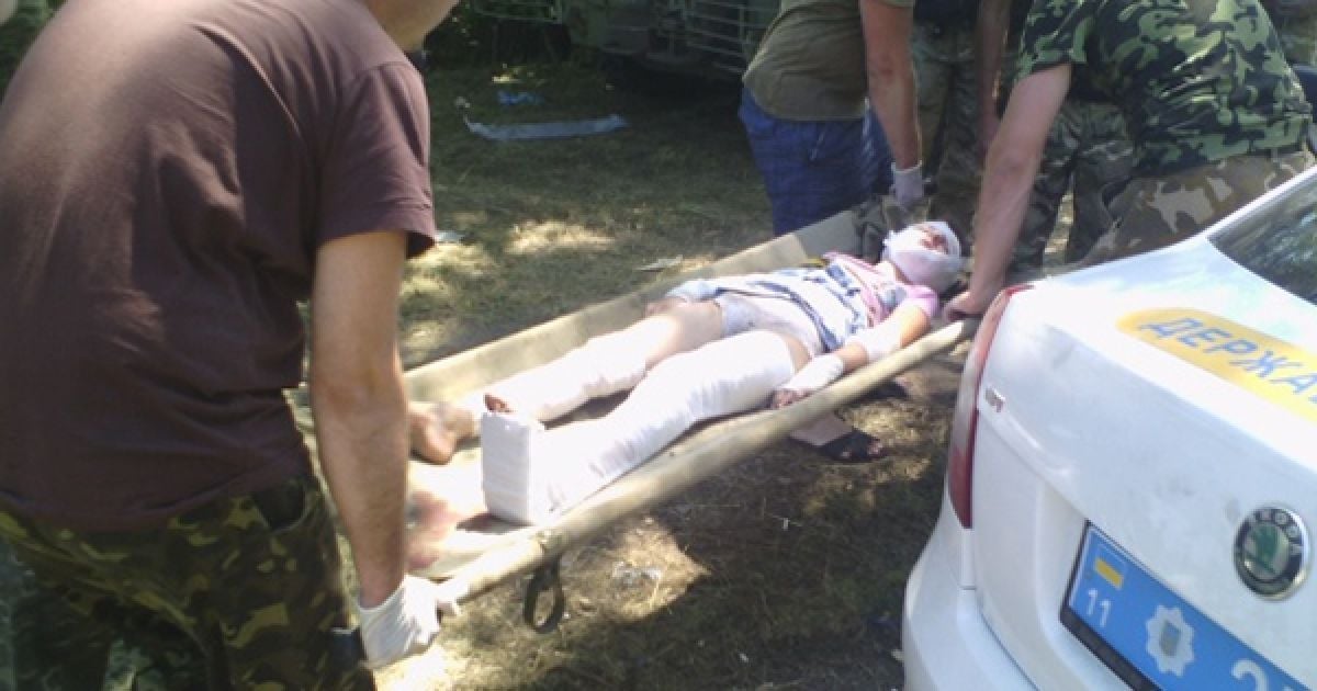 Дівчинка постраждала, а її батьки загинули
