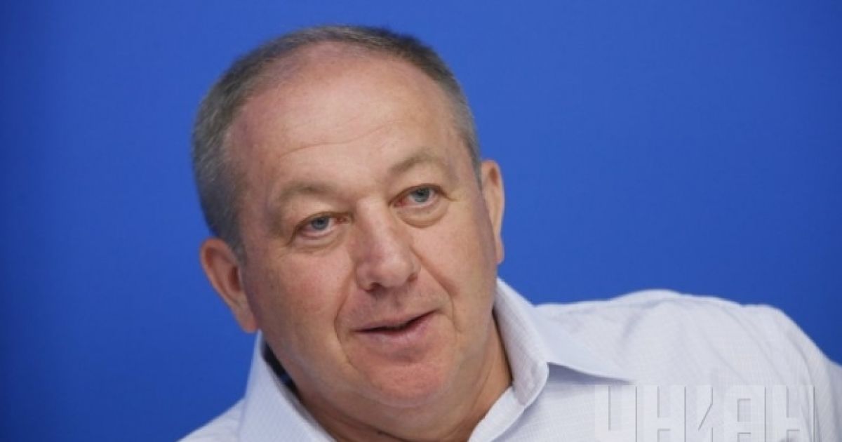 Кихтенко хочет совместить военную силу и гражданское общество.