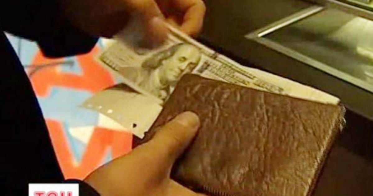 3 октября курс доллара от НБУ составляет 12,94 гривны