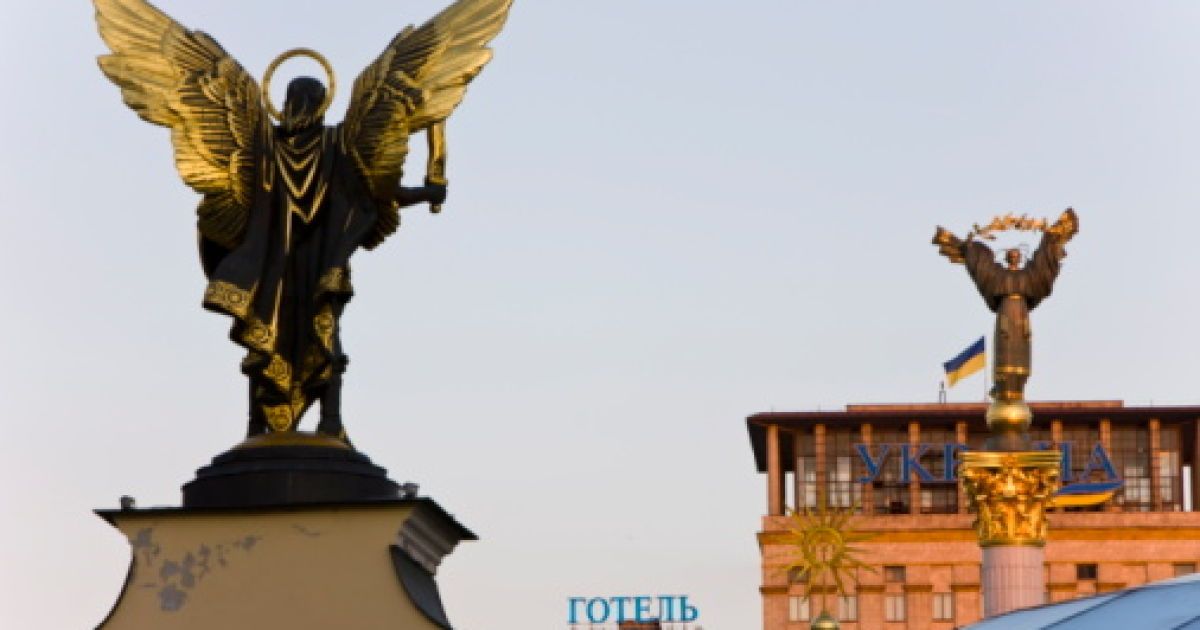 Вільний заїзд та виїзд на Майдан Незалежності у ці дні забезпечать лише для транспортних засобів учасників заходу