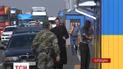 На пропускному пункті Чонгар черга із вантажівок потрохи зменшується