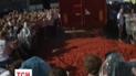 Томатную битву провели в Нидерландах - в знак протеста против российских санкций