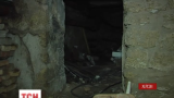 Жители многоэтажек Херсона переделывают подвалы под бомбоубежища