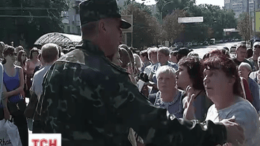 Максимальные пробки в Киеве устроили матери и жены солдат