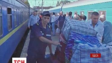 С зоны АТО спасатели вывезли полсотни слабовидящих