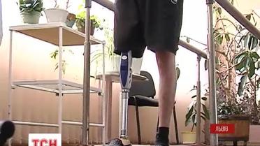 В Україні протезували першого бійця АТО