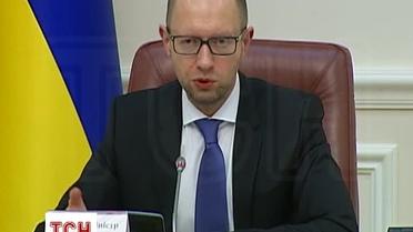 Сільське господарство - єдина галузь, яка демонструє постійне зростання - Яценюк