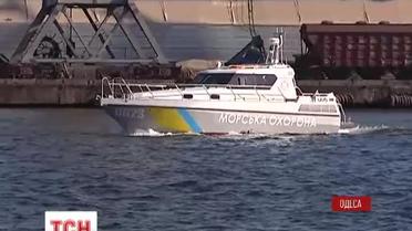 Новый катер пограничной охраны спустили на воду в Одессе
