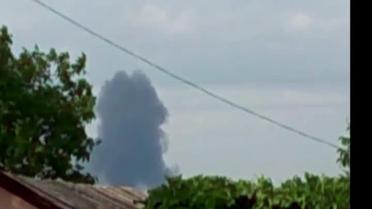 Очевидцы крушения самолета в Торезе публикуют видео катастрофы