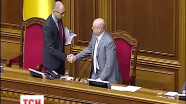 Правительство второй раз за год перекроит госбюджет