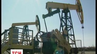 Нафта продовжує падати в ціні