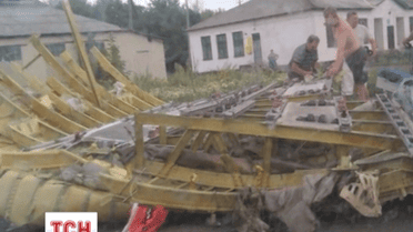 ТСН уже имеет фотографии, сделанные на месте падения самолета